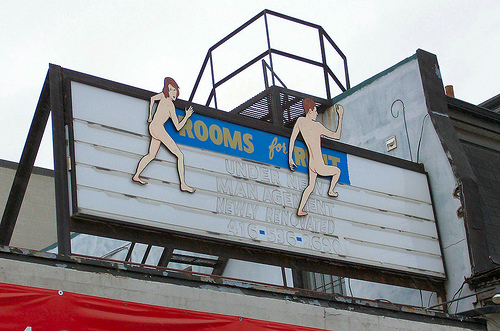 404118049_b3f7affb28